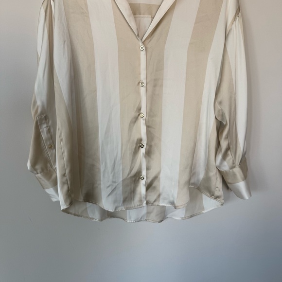 ZARA SATIN OVERSIZED Striped Flowy V-Ndck Button Up SHIRT SAND BEIGE 2562/162 - Picture 6 of 13